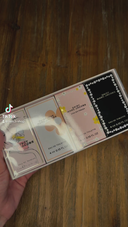 Marc Jacobs mini perfume set